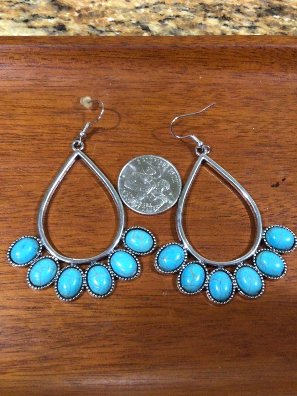 Three pair of southwestern style earrings all in great shape - Picture 4 of 4